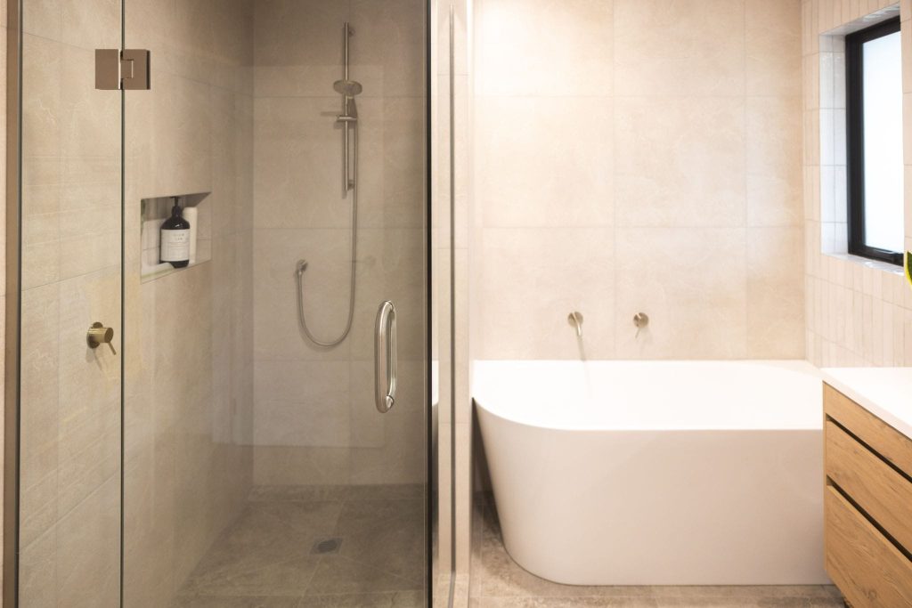 wolf builders Beach Road Campbells bay reclad 1